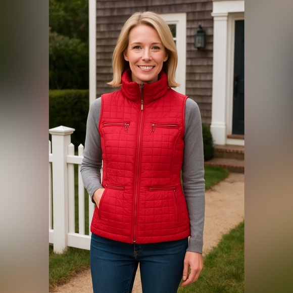 Chico's Red Quilted Zip Up Pocket Vest - Size 1 / Medium / 8 - Picture 1 of 12